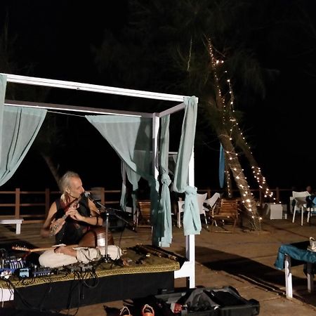 Mandrem Village Resort ภายนอก รูปภาพ