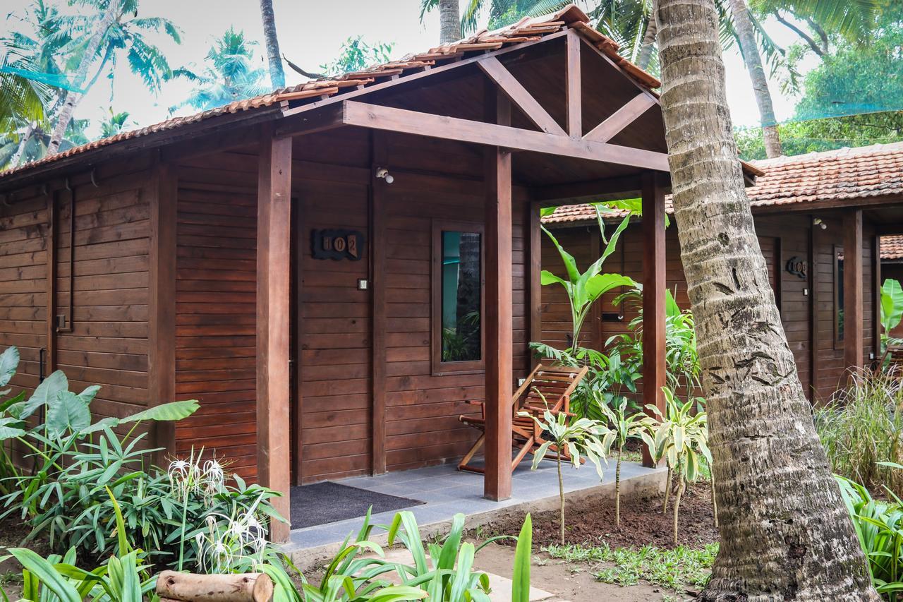 Mandrem Village Resort ภายนอก รูปภาพ