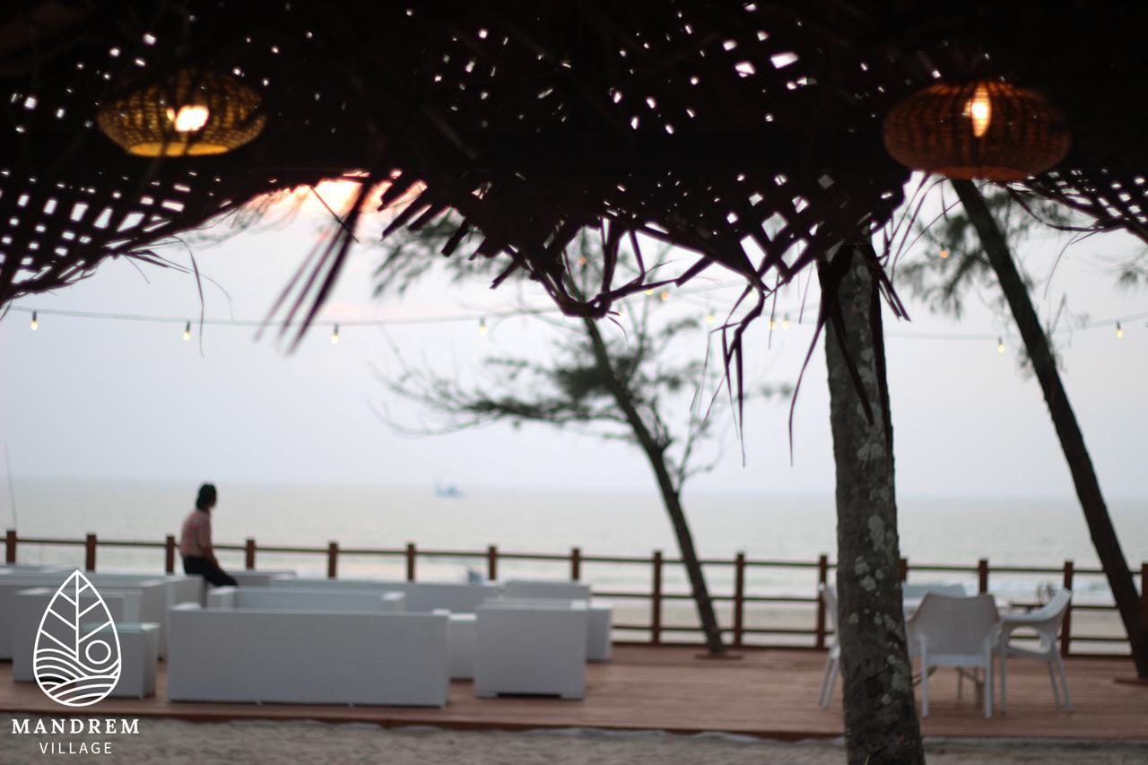 Mandrem Village Resort ภายนอก รูปภาพ